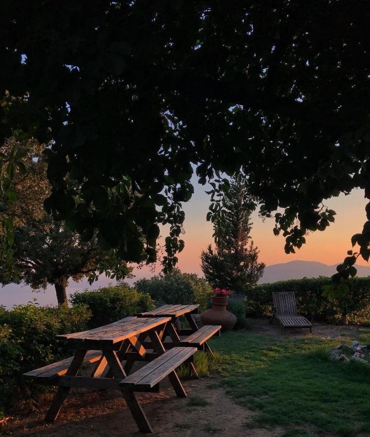 Toumba Eco Farm Guesthouses Plomari ภายนอก รูปภาพ